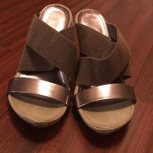 Kenneth Cole Wedges